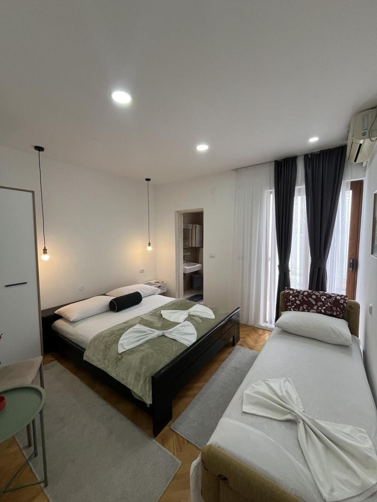 Studio Rooms Moncherie Ulcinj Extérieur photo